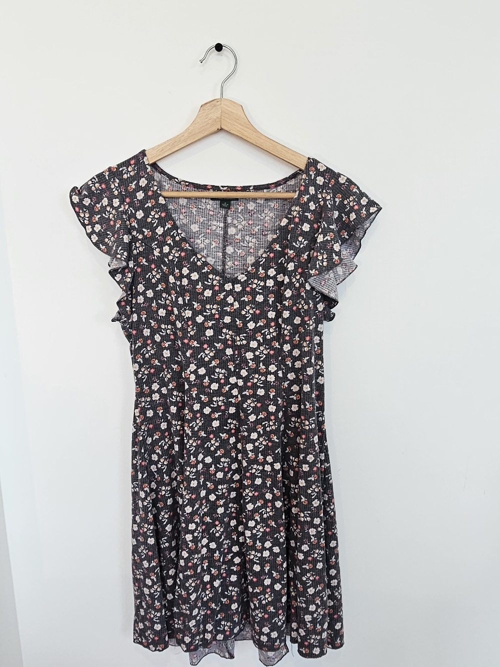 wild fable Black Floral Ruffle Sleeve Mini Dress